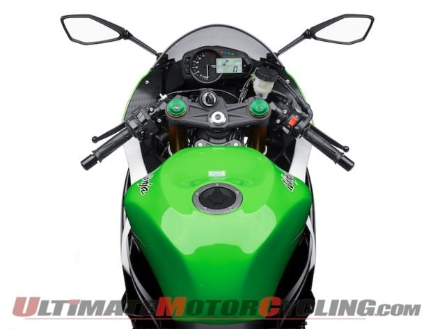 2015-kawasaki-ninja-30th-anniversary-pre