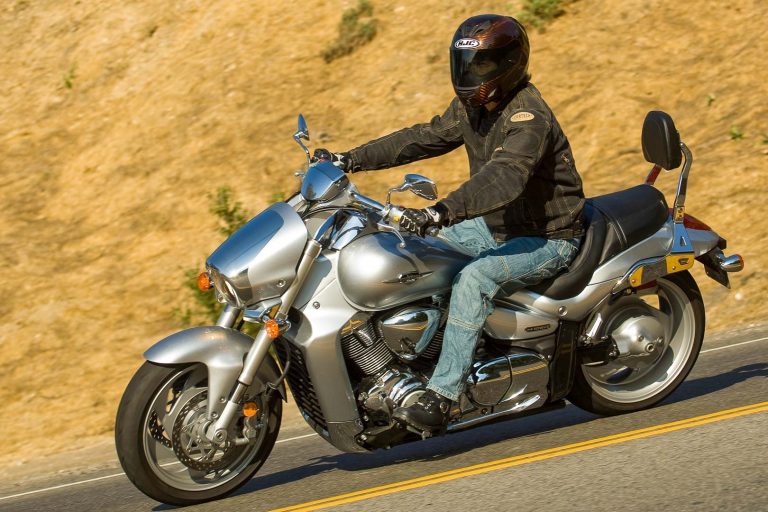 2010 Suzuki Boulevard M109R Review: High-Performance Cruiser
