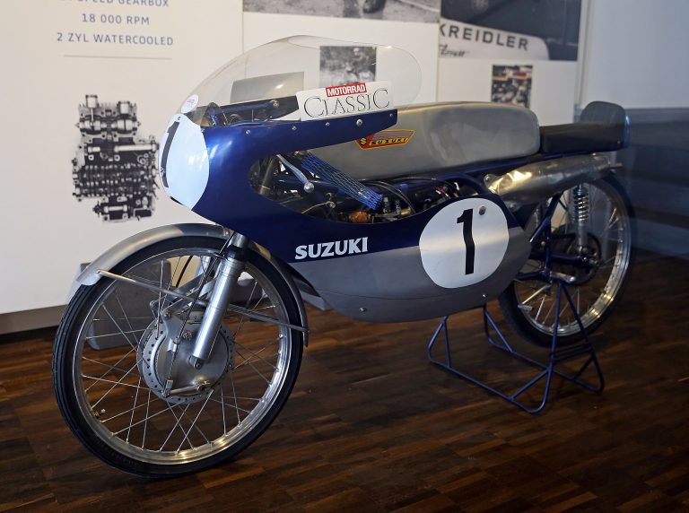 Suzuki RK67: 1963 IoM TT Winner