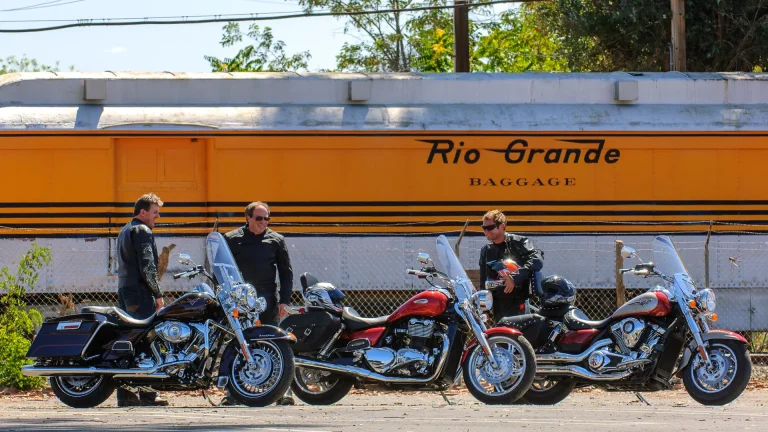 2011 Bagger Comparison: Road King vs. Vulcan vs. Thunderbird
