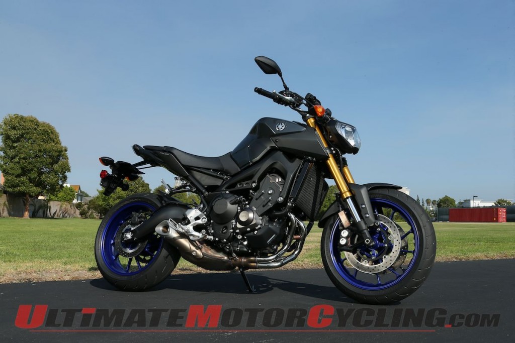 2014 Yamaha FZ09 Photo Gallery (44 Images)