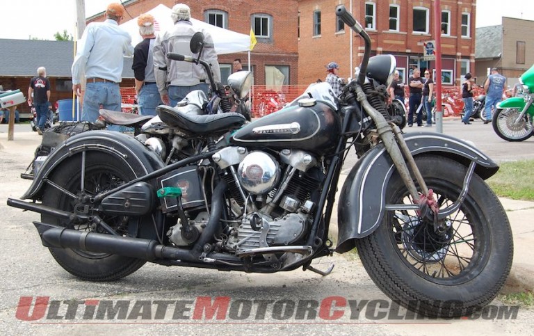 Bare Harley Knuckles in Wisconsin! Knuckle Shuffle Rocks for a Reason Bare Harley Knuckles in Wisconsin! Knuckle Shuffle Rocks for a Reason