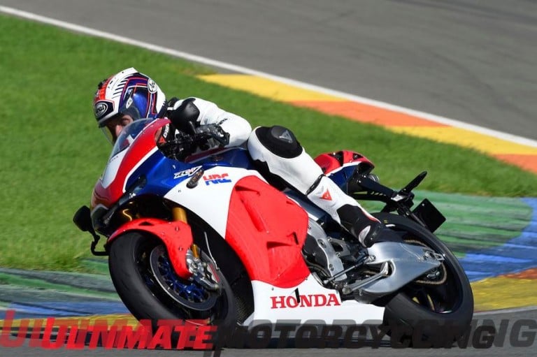 23 Ultimate Holiday Gifts for the Motorcycle Enthusiast