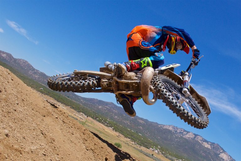 2017 Husqvarna TC 250 Review | New 2-Stroke MXer