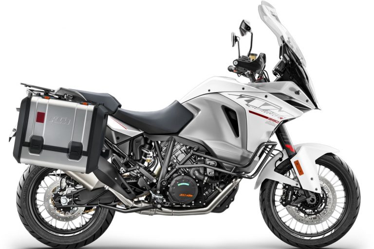 2017 KTM 1290 Super Adventure T - US edition