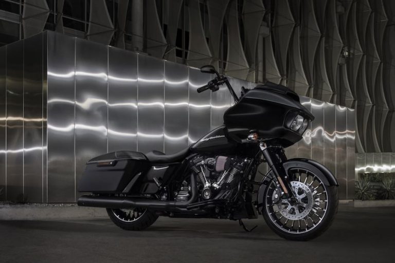 2017 Harley-Davidson Road Glide Special Buyer’s Guide | Specs & Price
