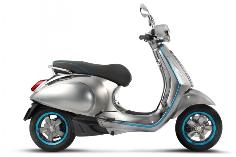 Vespa Elettrica Electric Scooter | 2016 EICMA Debut