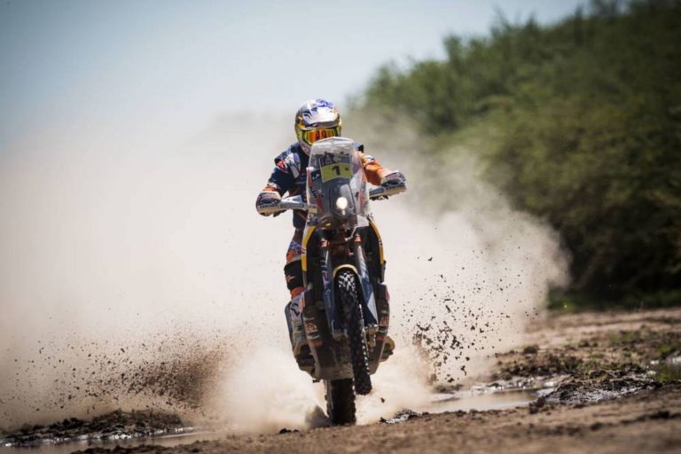 2017 Dakar Rally Stage 2 Motorcycles: KTM’s Price Grabs Overall Lead (Video)