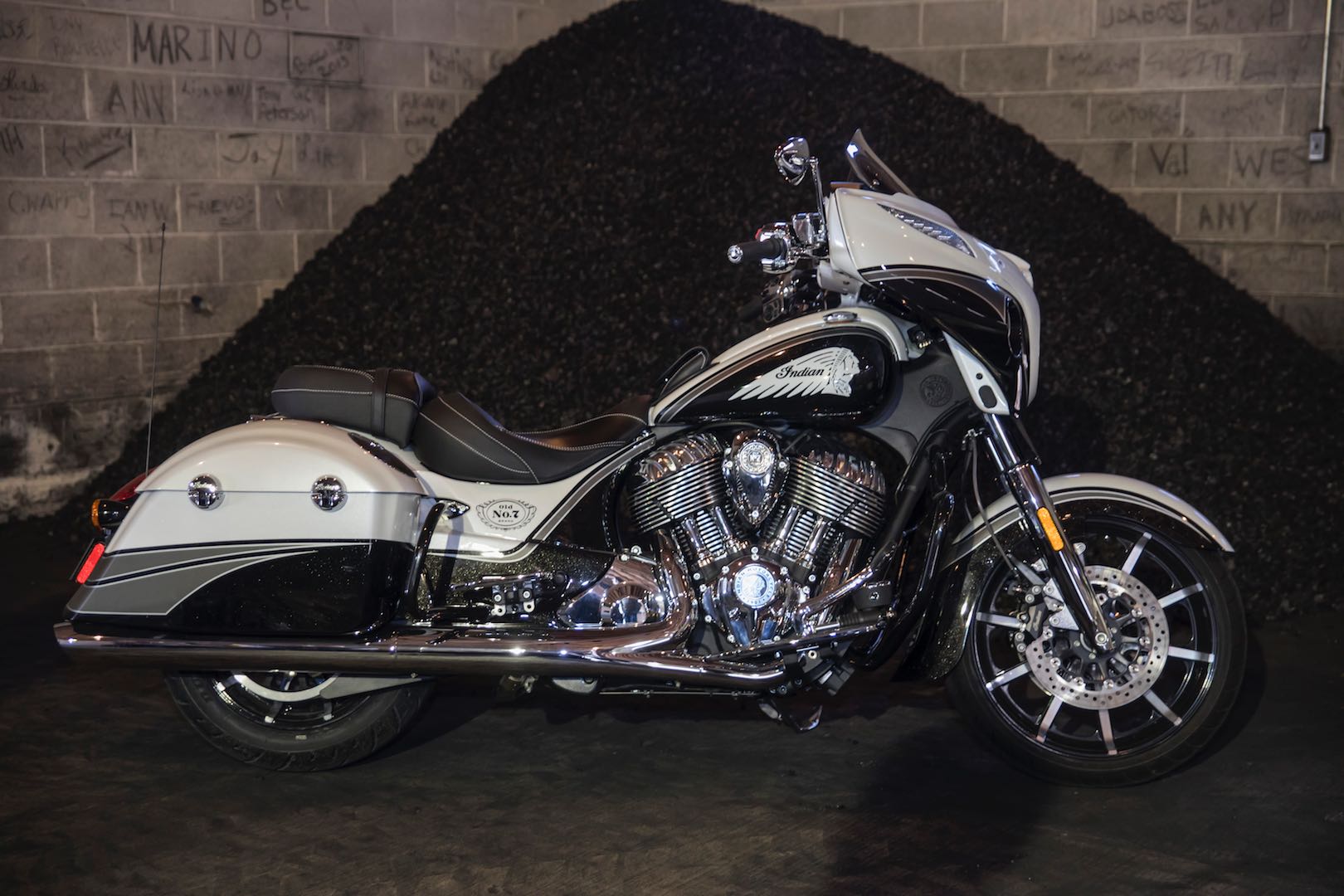 Indian chieftain deals jack daniels edition