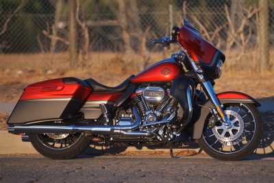 2018 Harley-Davidson CVO Street Glide Review right static