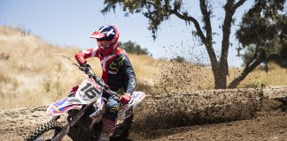 2018 Fox Motocross Apparel Review | New Boots and More 2018 Fox Motocross Apparel