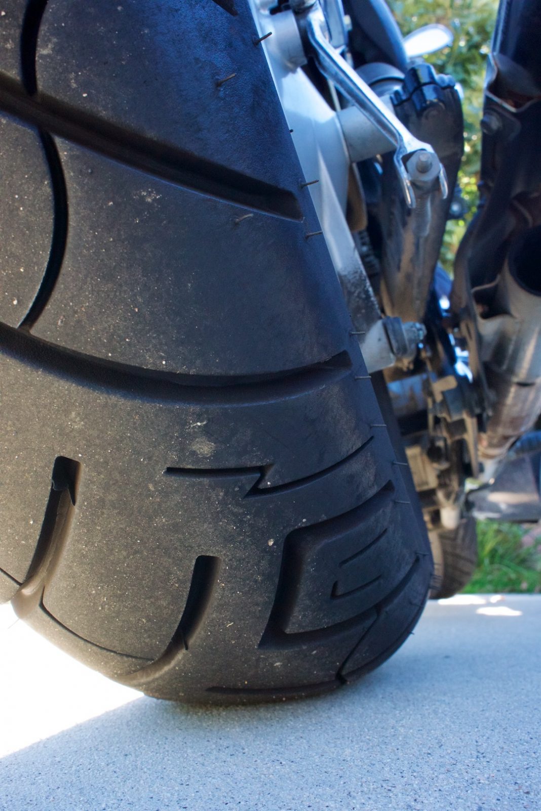 Shinko 777 Motorcycle Tire Review: Lucky Rubber