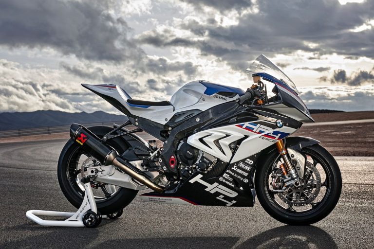 2018 BMW HP4 Race: USA Debut at Barber Vintage Festival