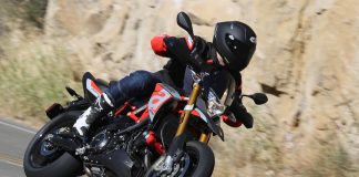 2018 Aprilia Dorsoduro 900 Review | 15 Fast Facts 2018 Aprilia Dorsoduro 900 msrp