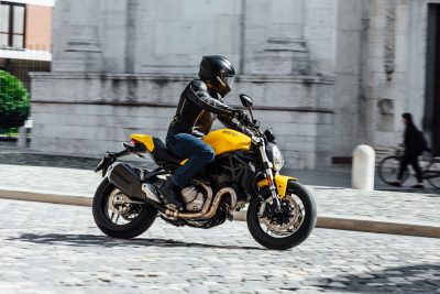 2018 Ducati Monster 821 First Look Quick Shift