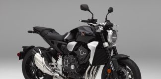 2018 Honda CB1000R First Look | 14 Fast Facts 2018 Honda CB1000R First Look - 3/4