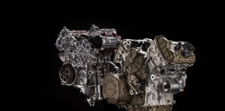 Ducati Stradale V4 Engine Close Look | 14 Fast Facts (Video) Ducati Stradale V4 Engine horsepower