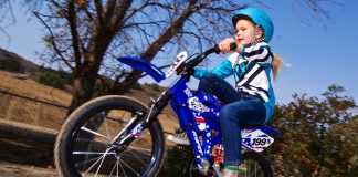 Hyper 16” Nitro Circus Motobike Kids’ Bike Review | Kid Tested On Dirt and Street Hyper 16” Nitro Circus Motobike Kids’ Bike safety