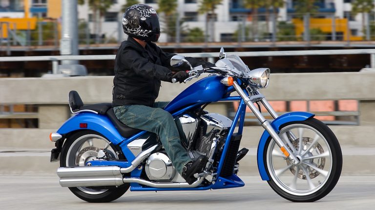 2010 Honda Fury: Custom OEM Motorcycle Retro Review