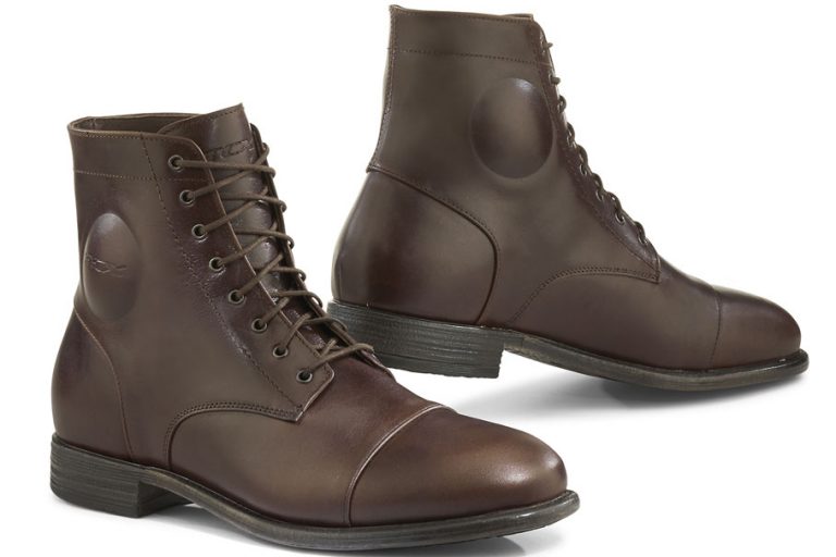 TCX Metropolitan Boots Review | Motorcycle Boot Test
