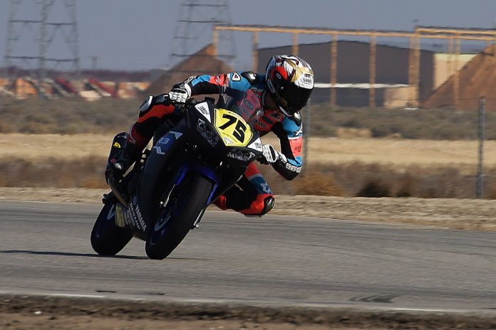 Dylan Deutschlander: Graves Yamaha R3 Racer