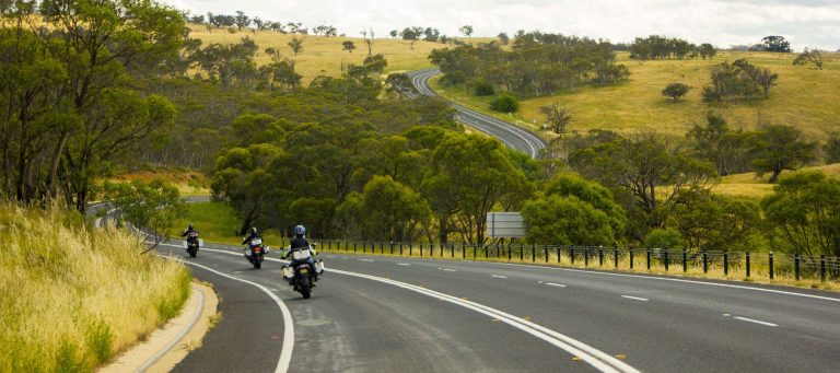 Dragging Matilda: Leod Escapes ‘Australian Curves to Phillip Island’ Track and Tour