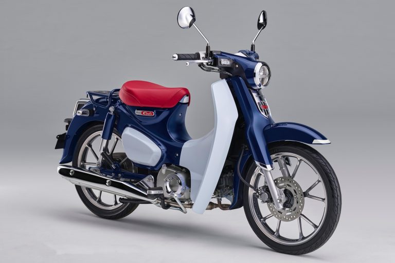 2019 Honda Super Cub C125 ABS First Look | 9 Fast Facts