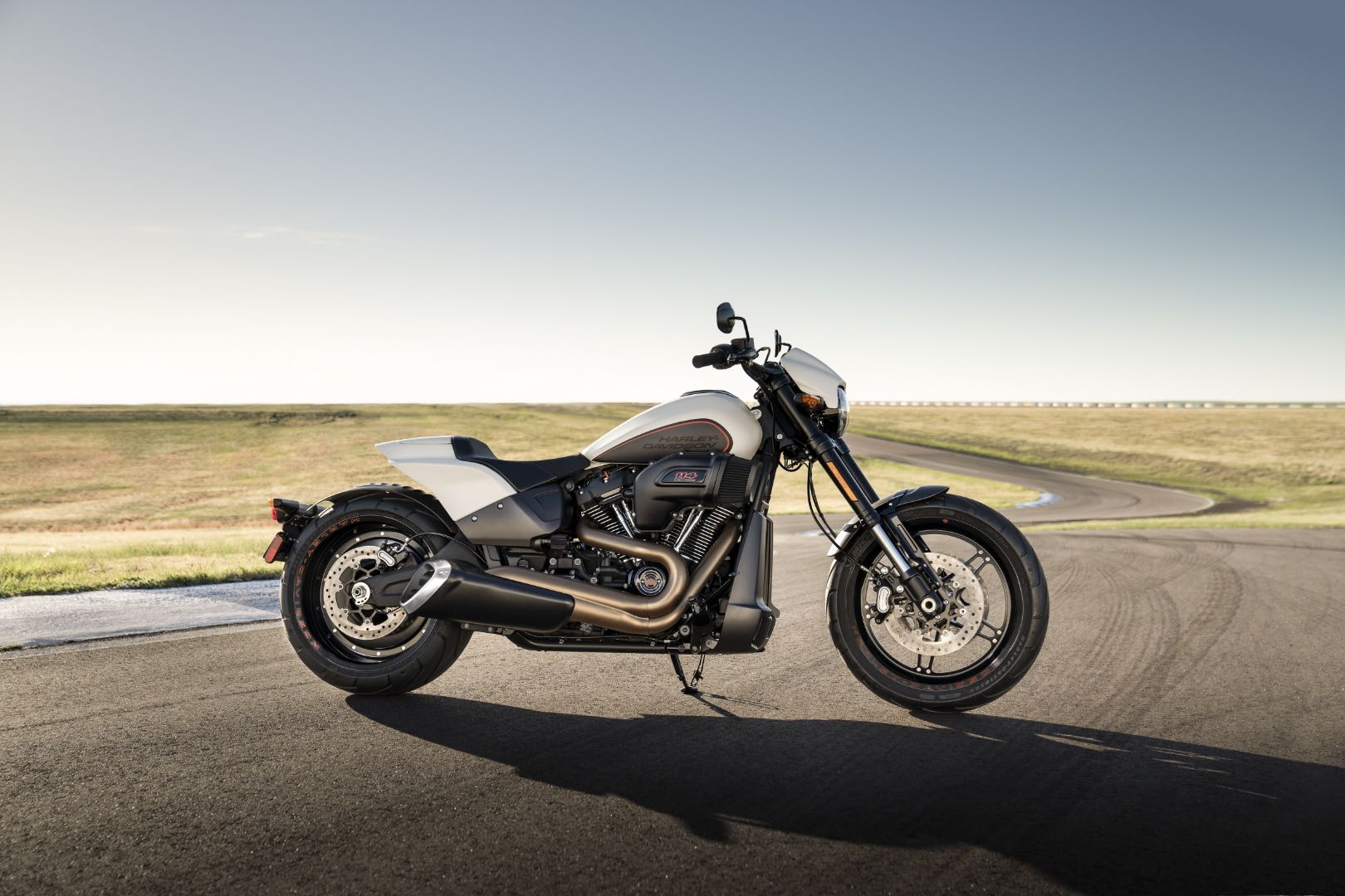 2019 Harley Davidson Fxdr 114 First Look 13 Fast Facts