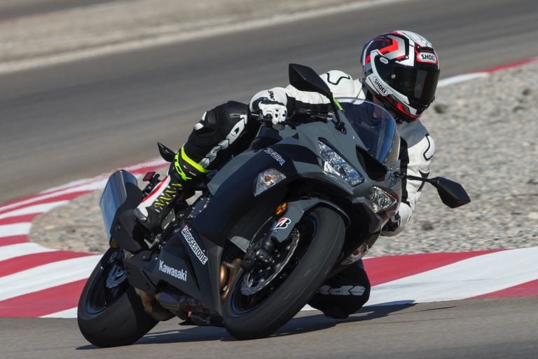 2019 Kawasaki Ninja ZX-6R Review (21 Fast Facts)