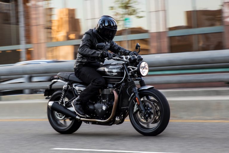 2019 Triumph Speed Twin First Look (12 Fast Facts)