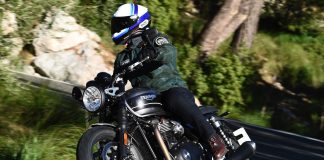 2019 Triumph Speed Twin Review (15 Fast Facts) 2019 Triumph Speed Twin Review - cornering motorcycle
