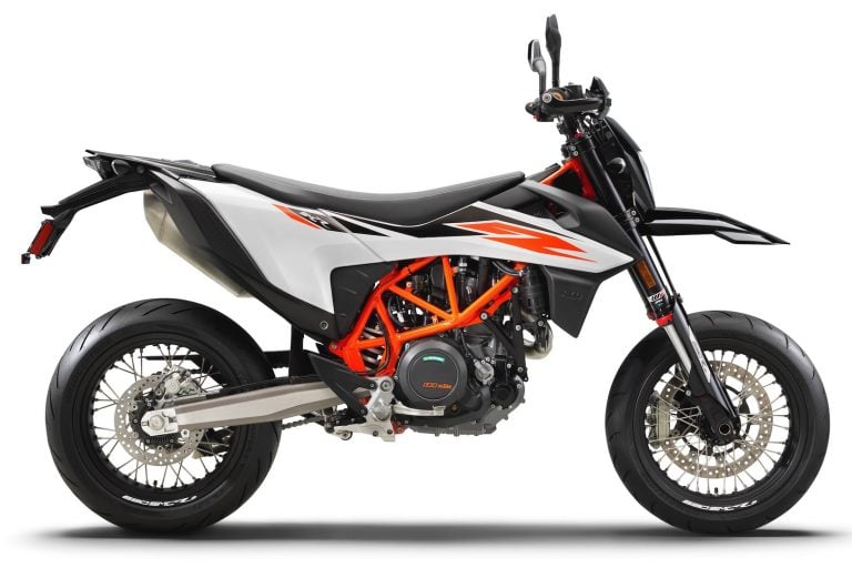 First Look: 2019 KTM 690 SMC R (13 Fast Facts)