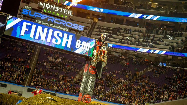 2019 Minneapolis Supercross Results and Coverage (9 Fast Facts)