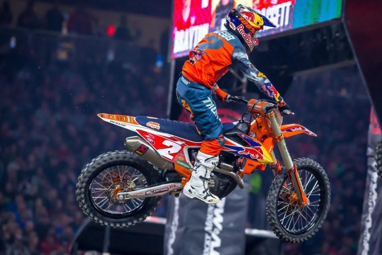 2019 Detroit Supercross Results and Coverage (7 Fast Facts)