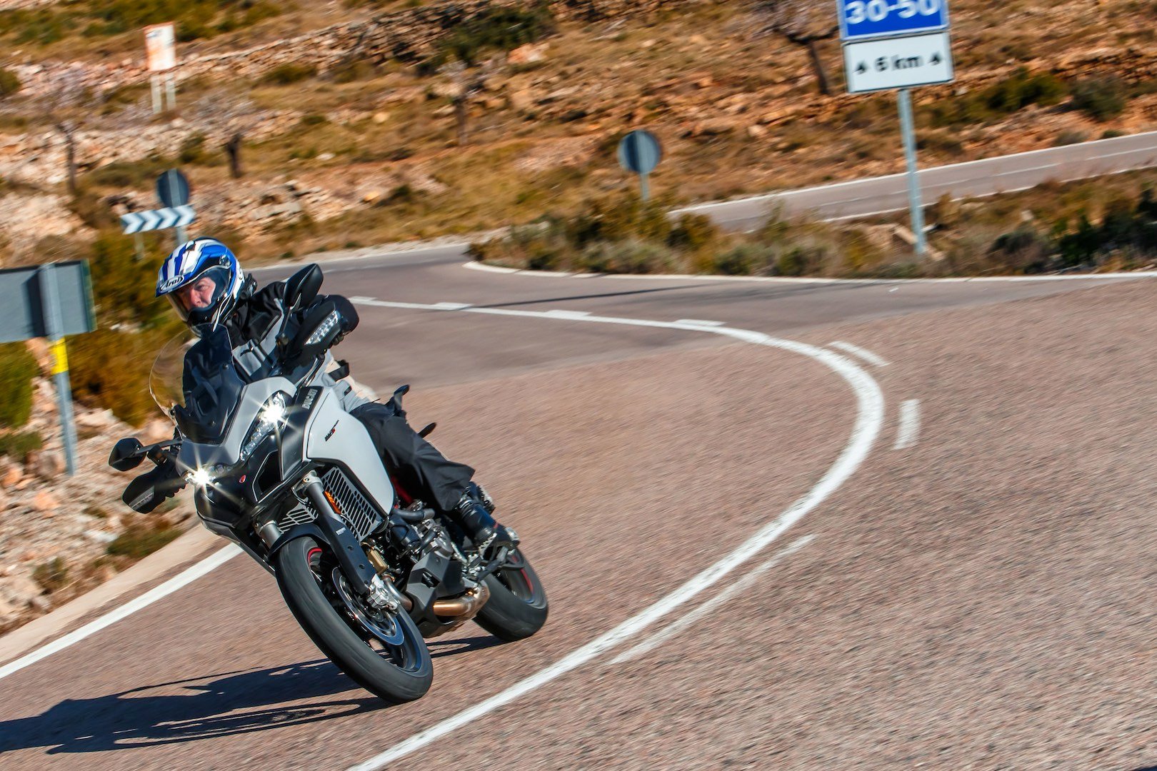 2019 Ducati Multistrada 950 S Review - scenic action