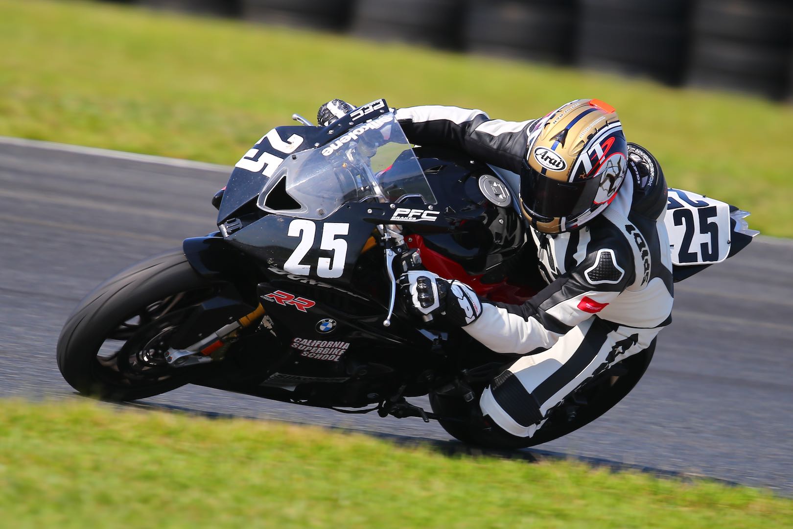 Lieback’s Lounge: Ups and Downs of Sportbike Rider Aids BMW S 1000 RR