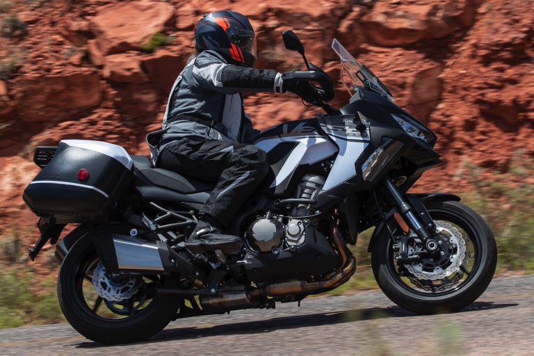 2019 Kawasaki Versys 1000 SE LT+ Review (19 Fast Facts)