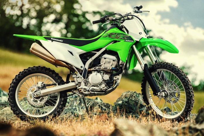 Kawasaki KLX300 on location