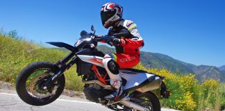 2019 KTM 690 SMC R Review (17 Fast Facts) KTM 690 SMC R Wheelie