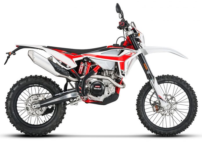 2020 Beta RR-S Dual-Sport Motorcycles First Look