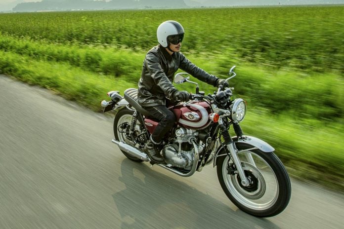 Kawasaki W800 price