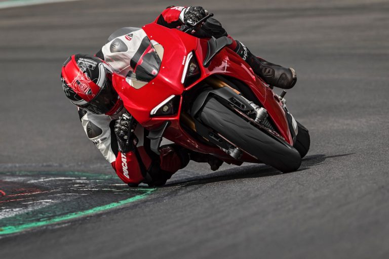 2020 Ducati Panigale V4 and V4 S First Look (8 Fast Facts)