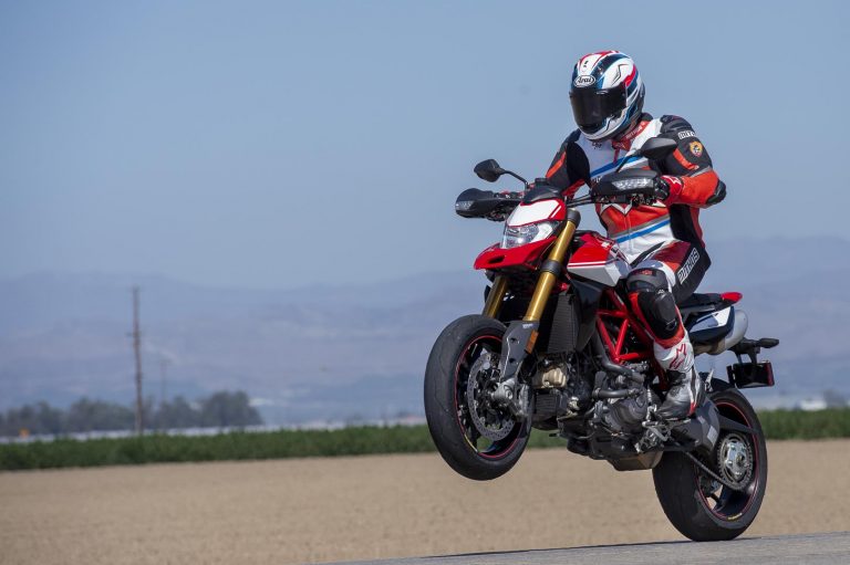 2019 Ducati Hypermotard 950 SP Test: Super Performance on the Street