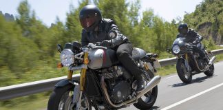 2020 Triumph Thruxton RS First Look (10 Fast Facts)