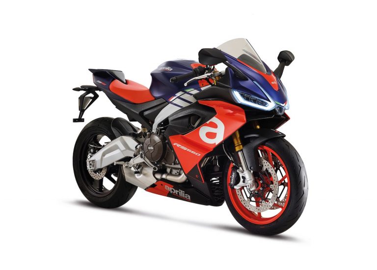2020 Aprilia RS 660 First Look (10 Fast Facts) 2020 Aprilia RS 660 First Look (10 Fast Facts)