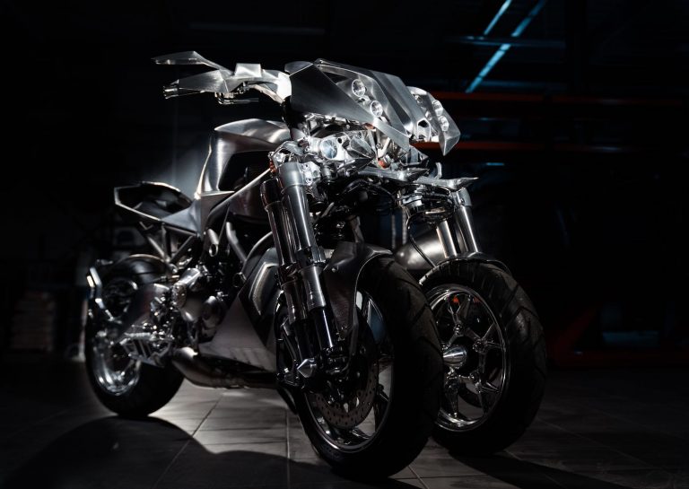 Game Over Cycles Custom Yamaha Niken: A World’s First Unveiled