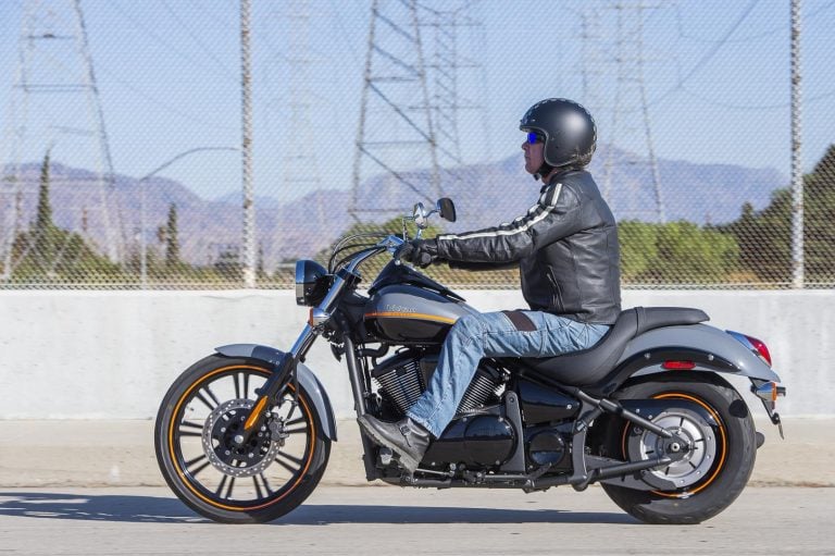 2020 Kawasaki Vulcan 900 Custom Review: No Wallflower