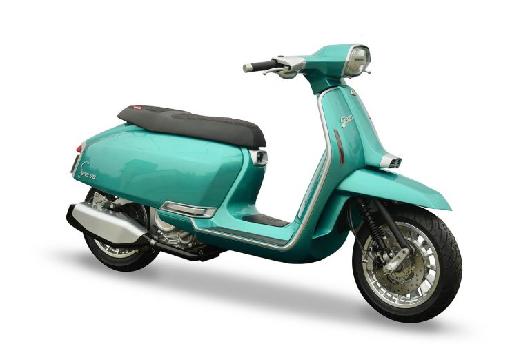2020 Lambretta G325 Special First Look: Flagship Scooter