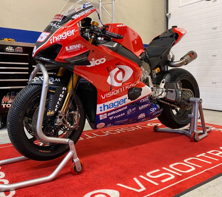 Michael Dunlop to Ride Ducati V4 R at Isle of Man TT