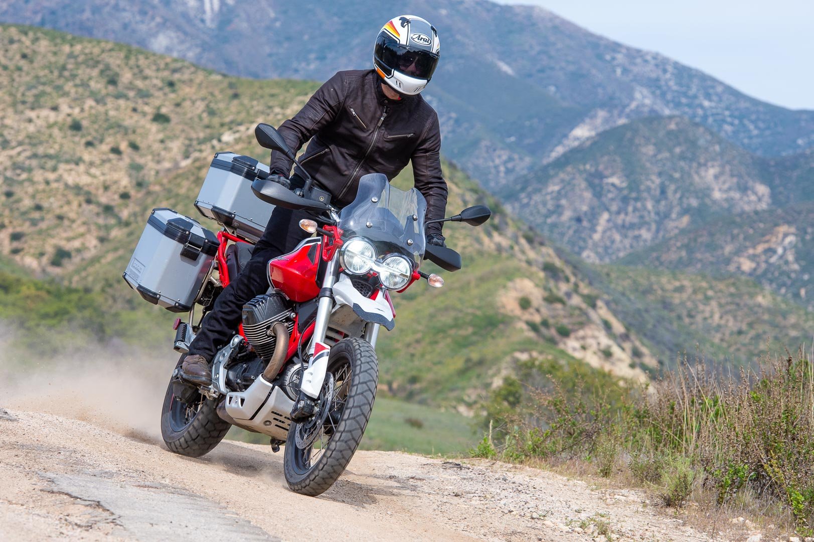 moto guzzi v85tt adventure